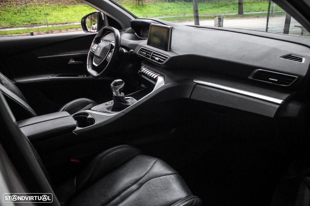 Peugeot 3008 BlueHDi 130 Stop & Start Active - 26