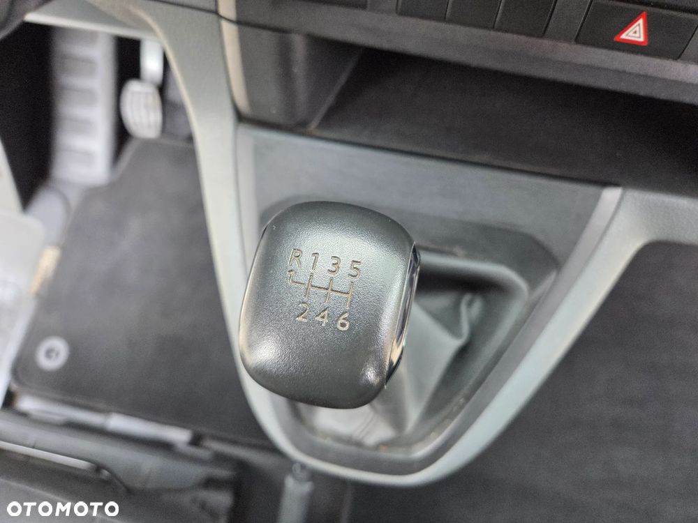 Toyota ProAce Kombi D-4D Long 2,8t - 26
