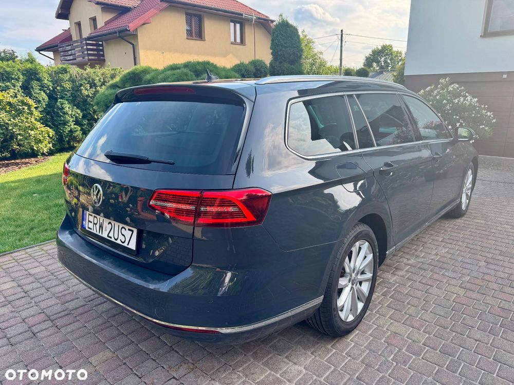 Volkswagen Passat 2.0 TDI BMT Highline DSG7 - 9