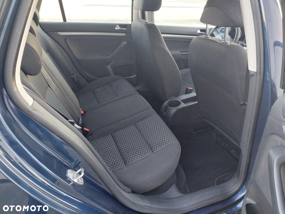 Volkswagen Golf Variant 1.6 TDI BlueMotion Technology Trendline - 12