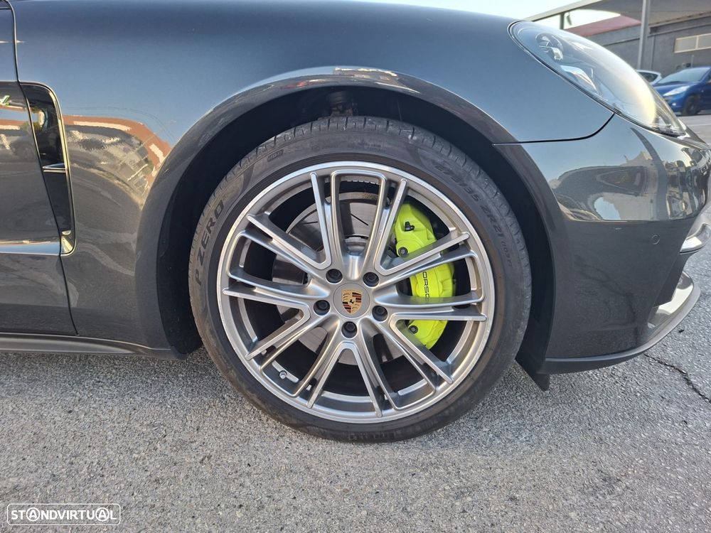 Porsche Panamera Sport Turismo - 8