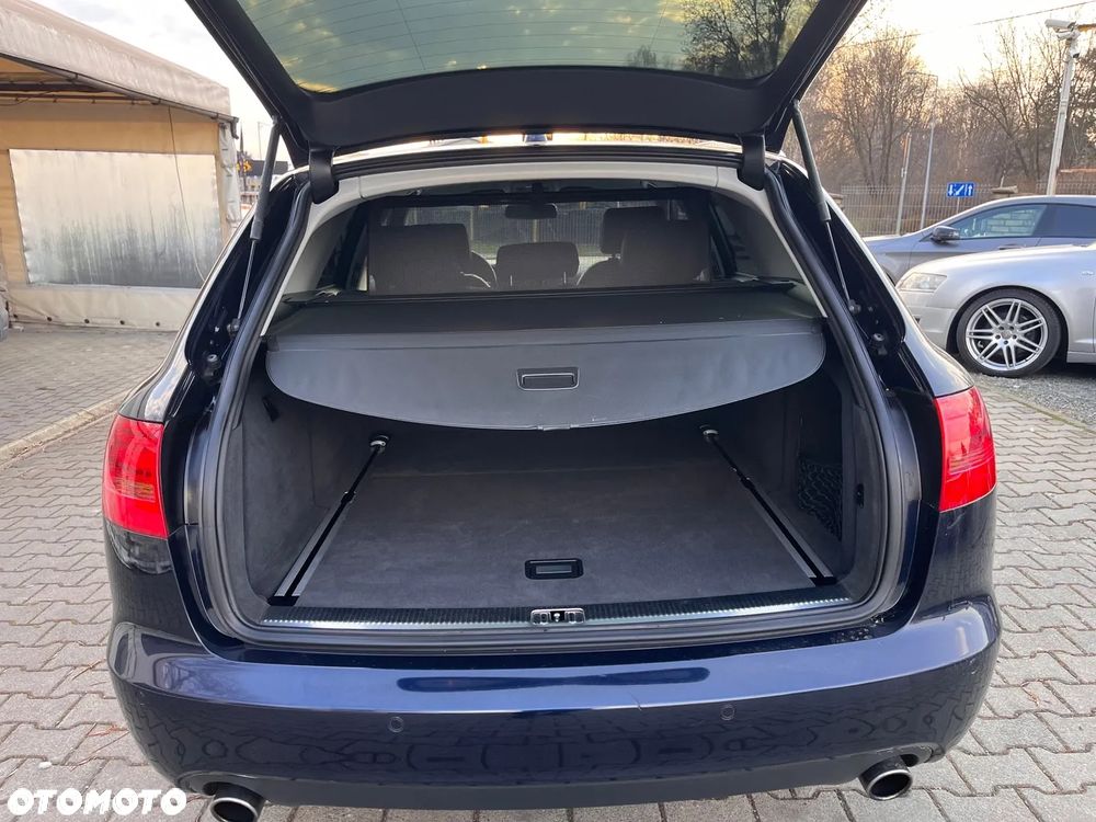 Audi A6 Avant 2.4 - 21