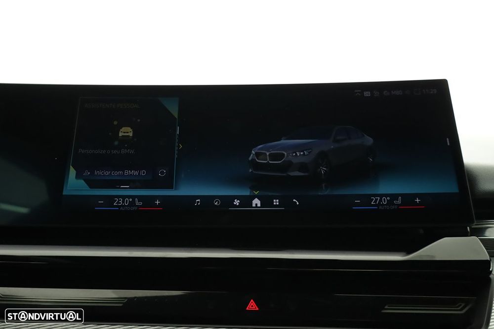 BMW 520 d Pack Desportivo M - 10