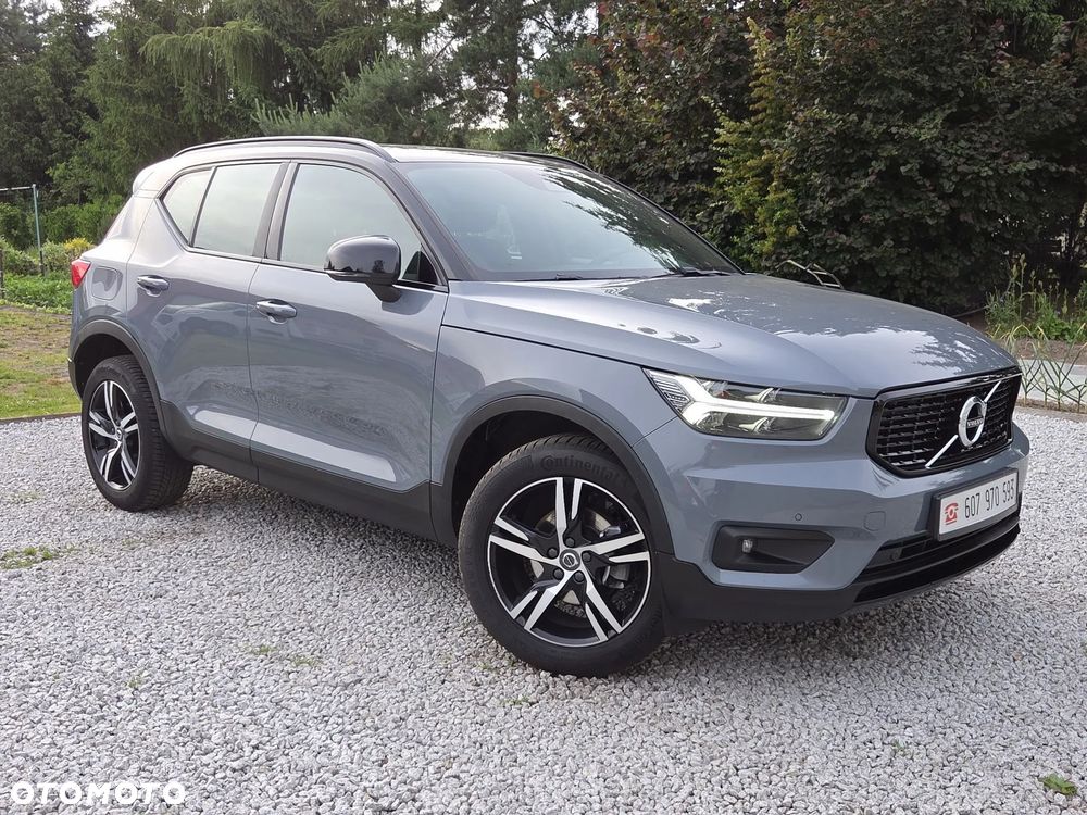 Volvo XC 40 T2 Plus Dark - 36
