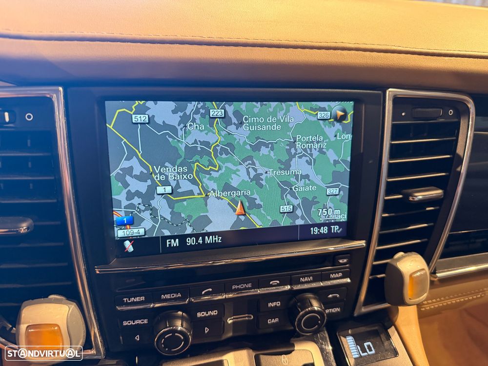 Porsche Panamera Platinum Edition - 48