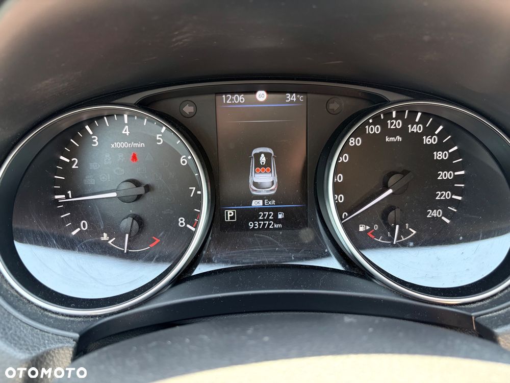 Nissan Qashqai 1.3 DIG-T Acenta DCT - 23