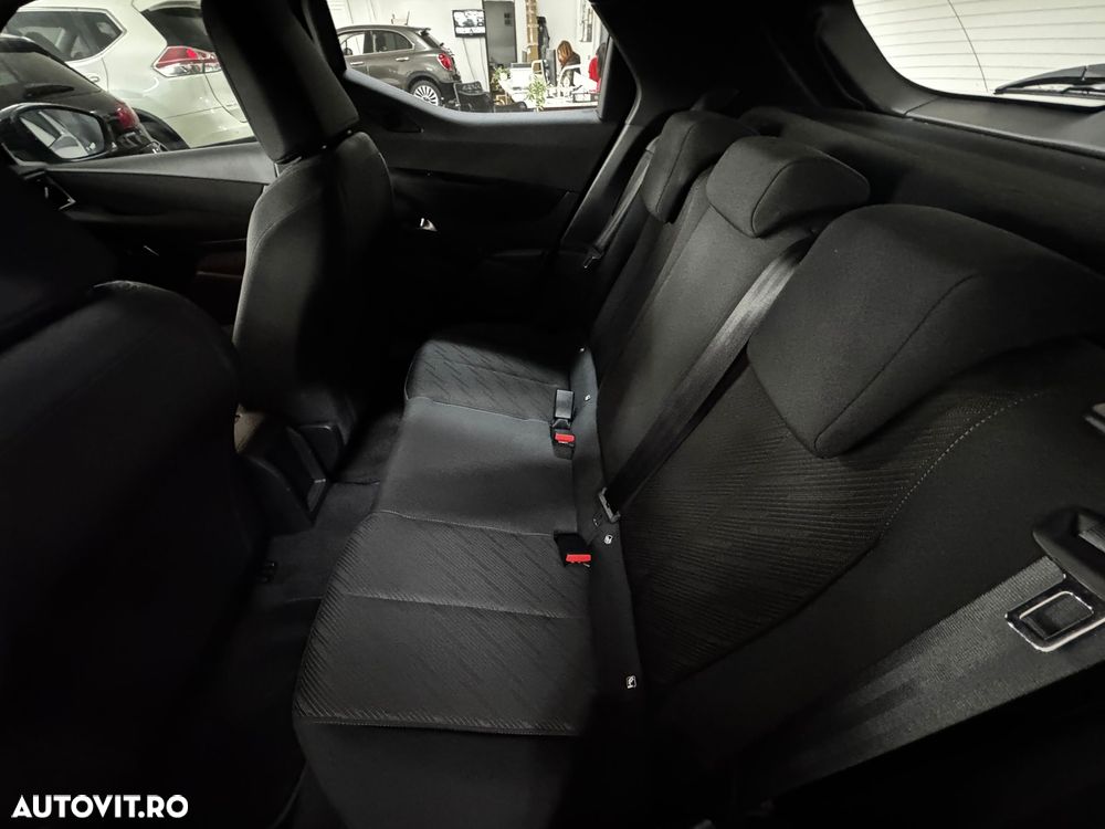 DS Automobiles DS 3 Crossback 1.2 PureTech 130 S&S EAT8 So Chic - 15