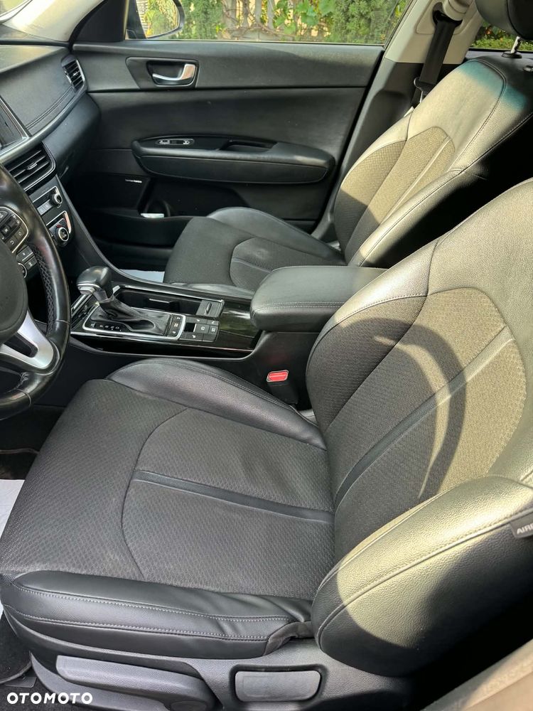 Kia Optima 1.7 CRDI L DCT - 9