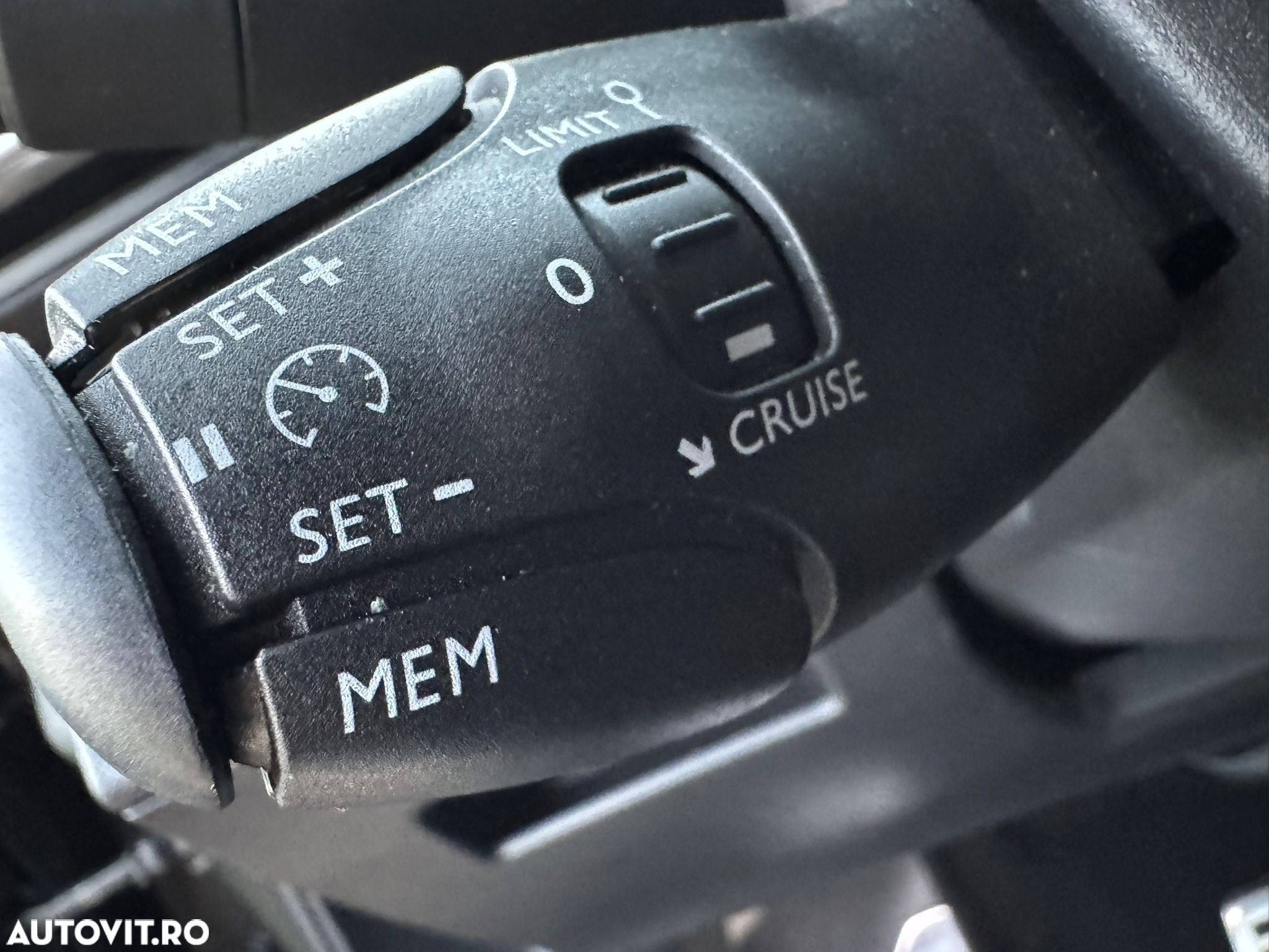 Peugeot 3008 BlueHDi 180 Stop & Start EAT6 GT - 12