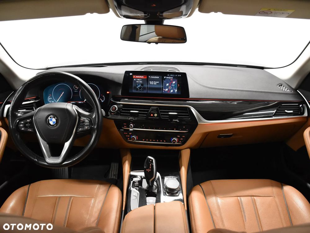 BMW Seria 5 520d mHEV Luxury Line - 16