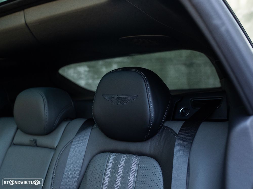 Aston Martin DBX 707 - 29