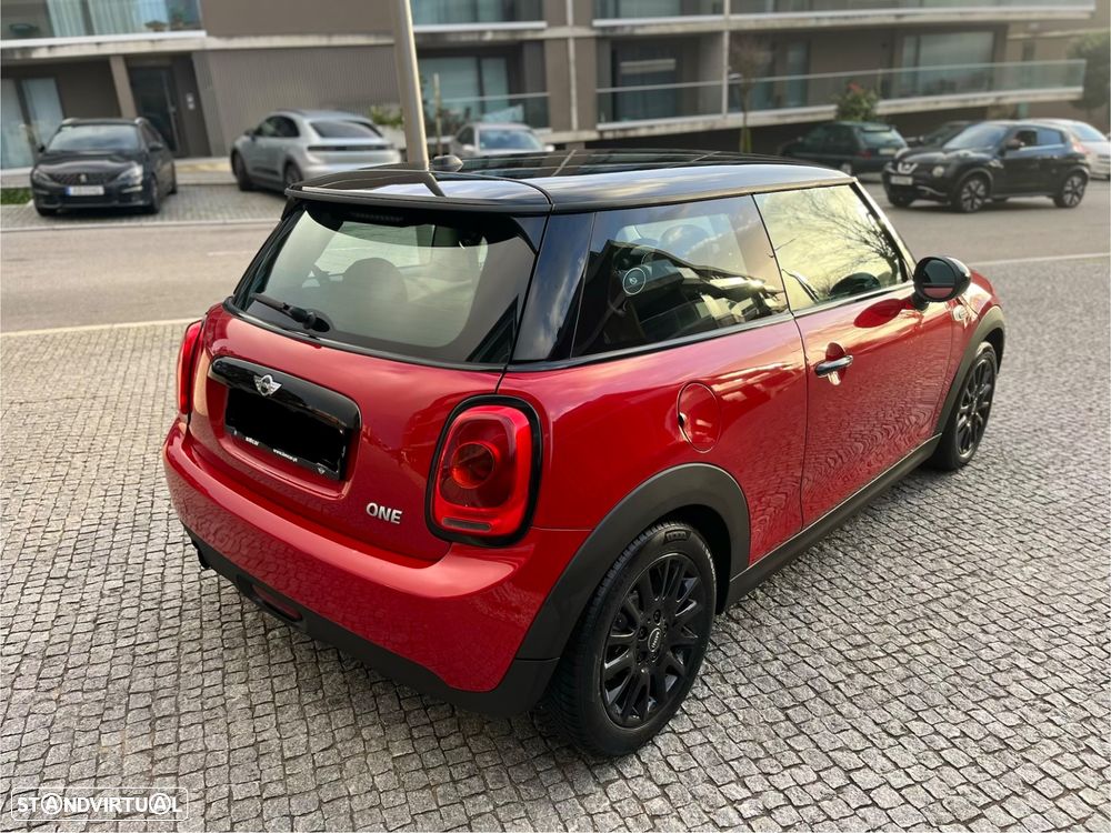 MINI 3 Portas One Aut. - 17