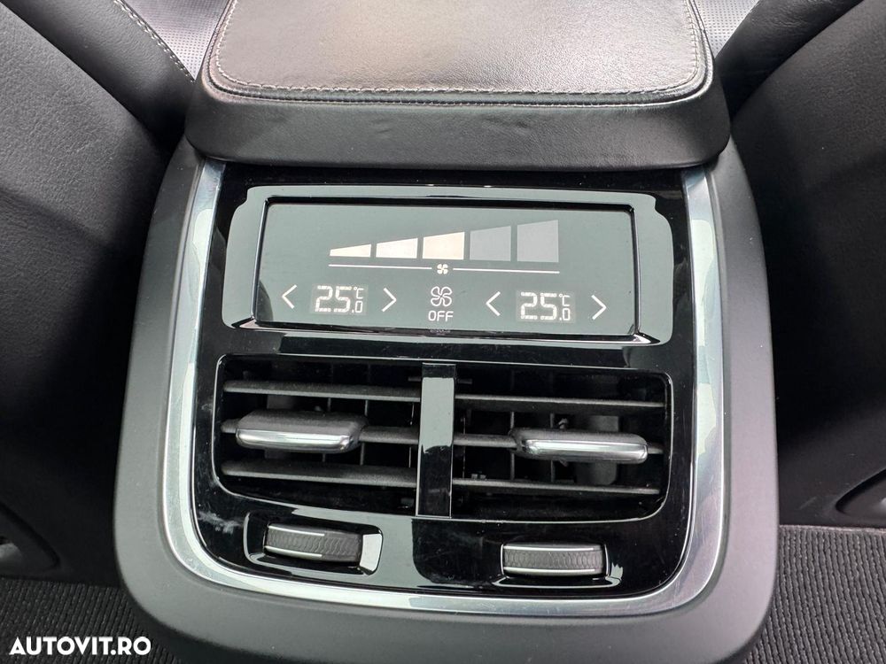 Volvo V90 D5 AWD - 26