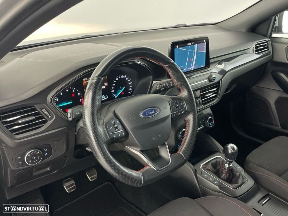 Ford Focus 1.0 EcoBoost ST-Line - 16