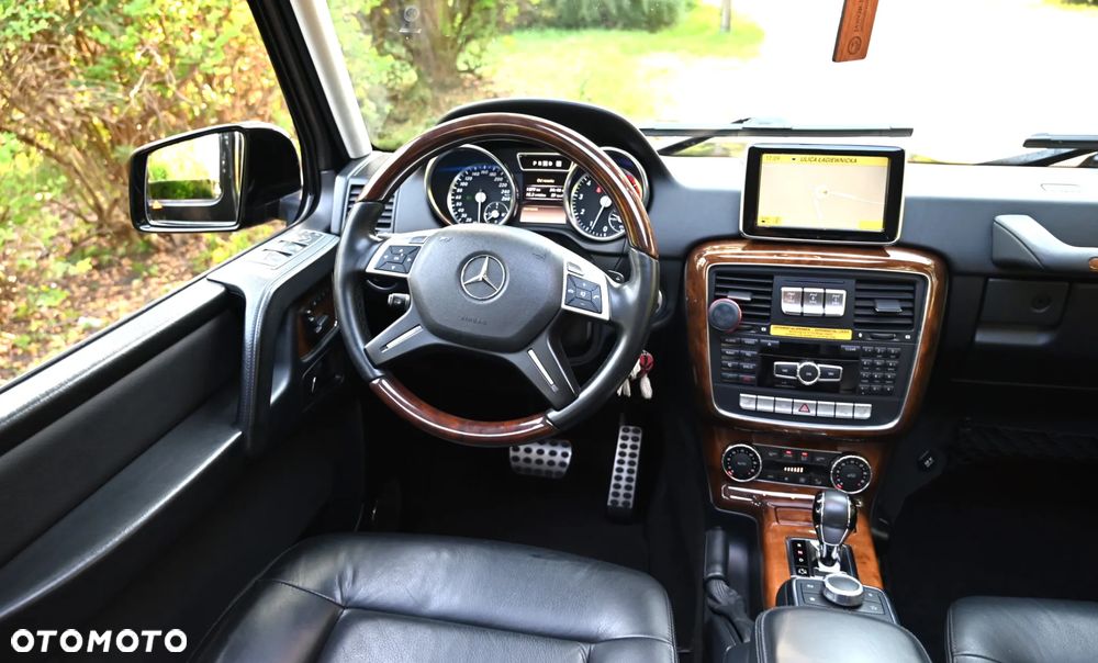 Mercedes-Benz Klasa G 500 7G-TRONIC - 26