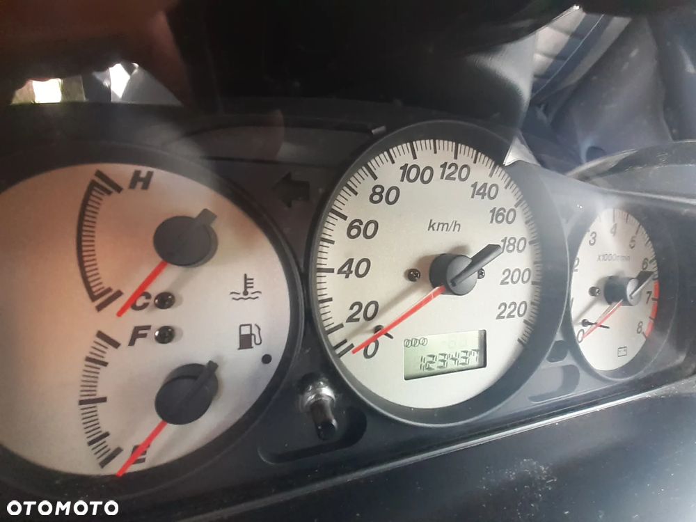 Mazda 323F 1.6 Comfort - 7