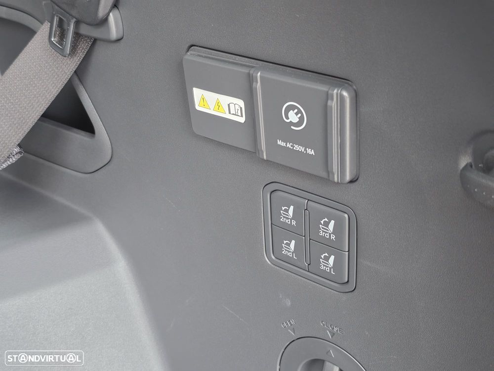 Kia EV9 98.8 kWh GT-Line AWD - 19