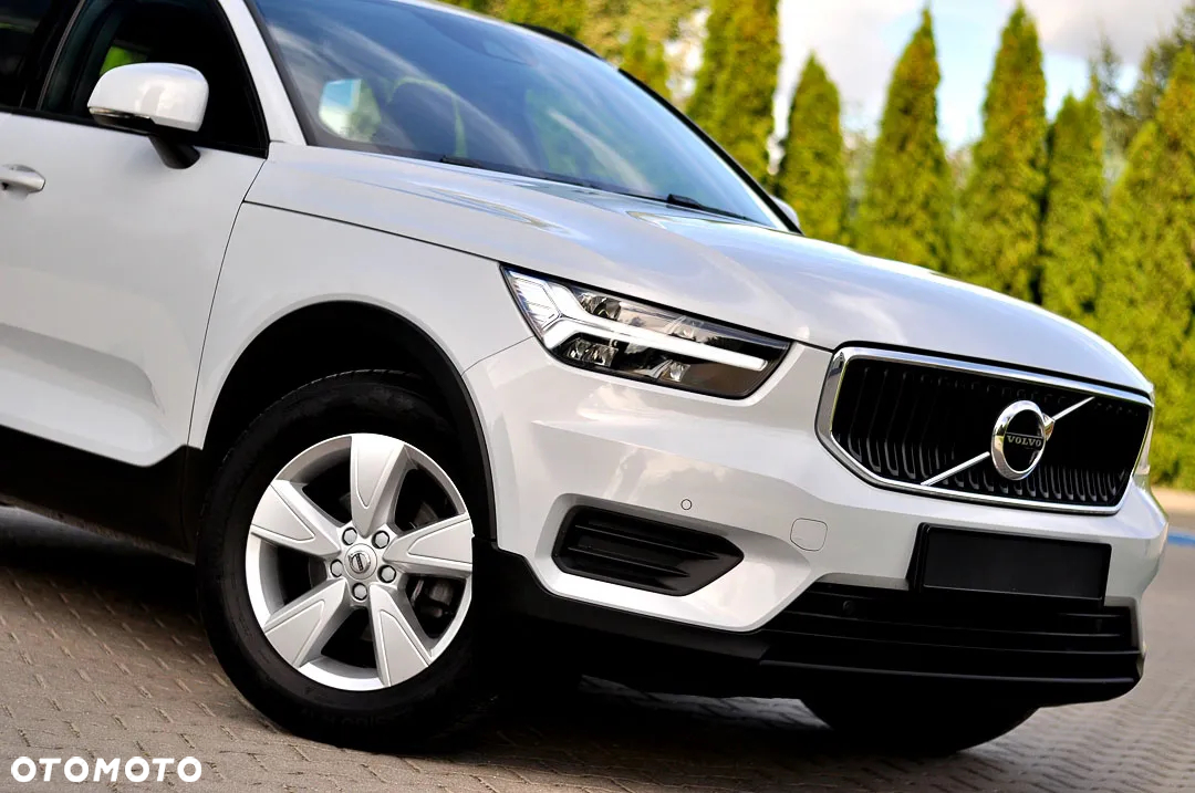Volvo XC 40 T2 Momentum Pro - 10
