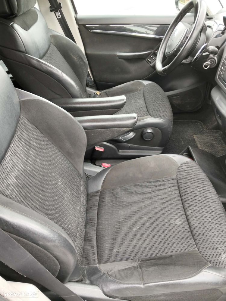 Citroën C4 Grand Picasso 1.6 e-HDi FAP EGS6 (7L) Exclusive - 7
