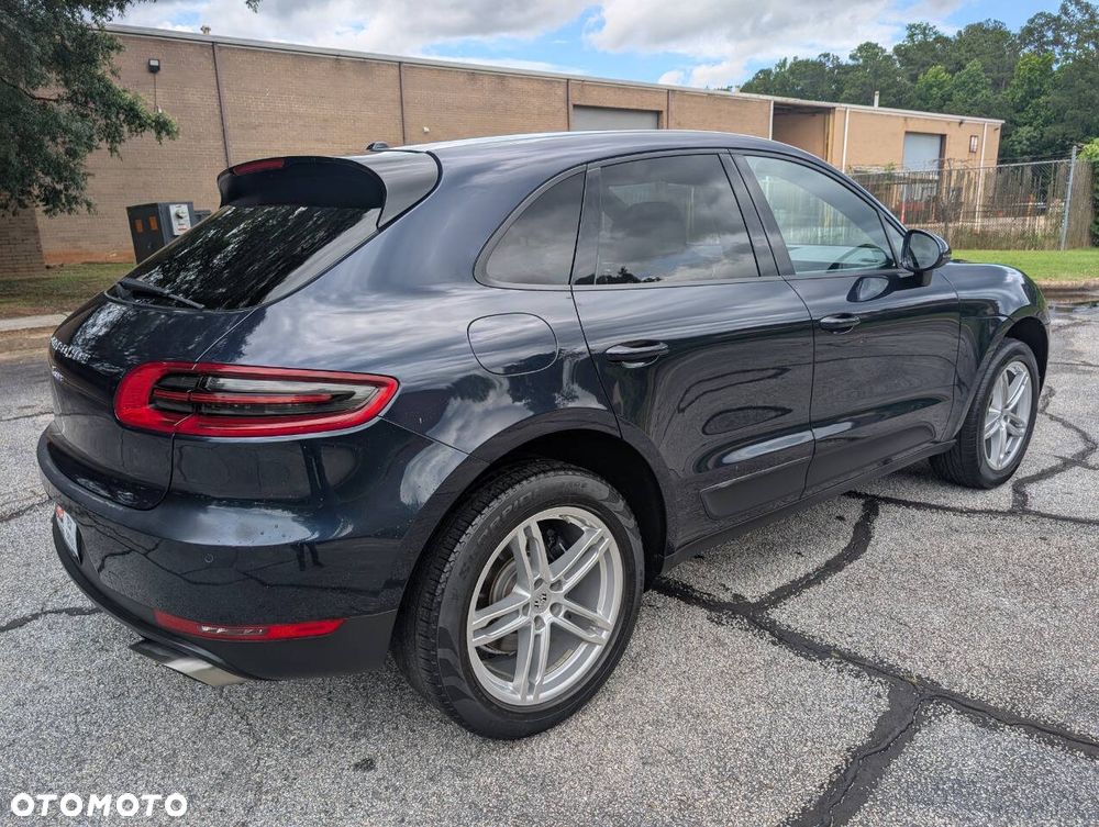 Porsche Macan Standard - 4