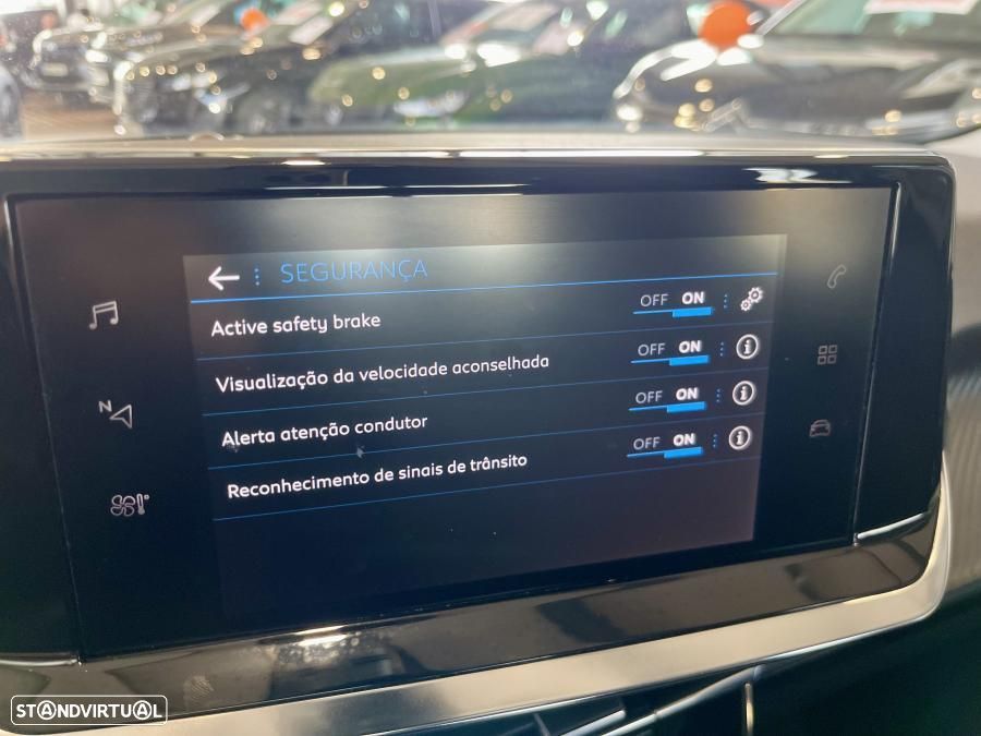 Peugeot 208 1.2 PureTech Active Pack - 19