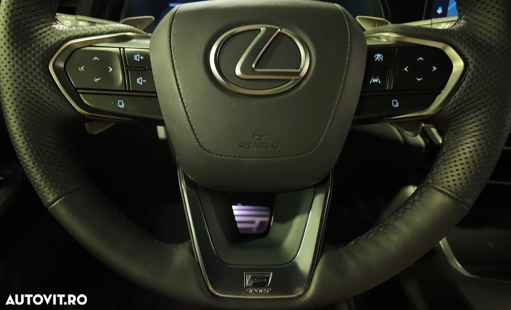 Lexus TX500 H - 24