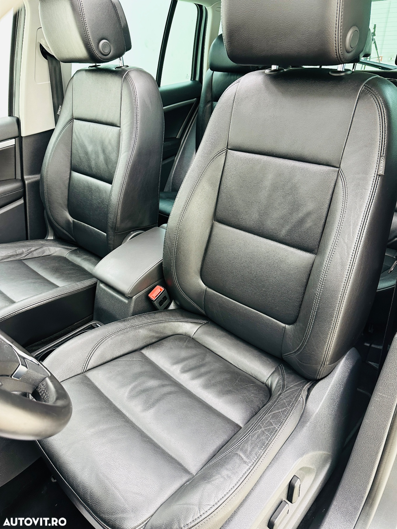 Volkswagen Tiguan - 14