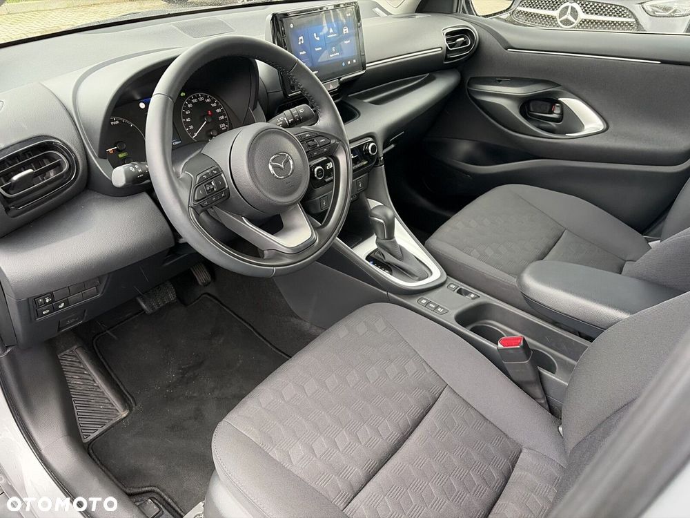 Mazda 2 - 10