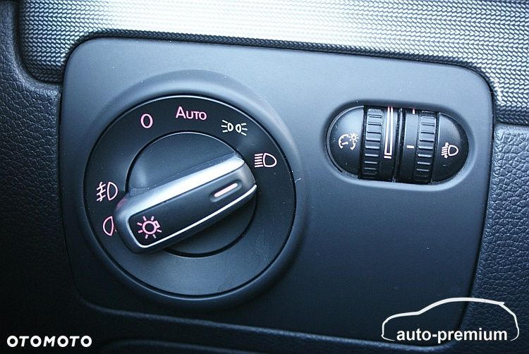 Volkswagen Golf 1.4 Style - 13