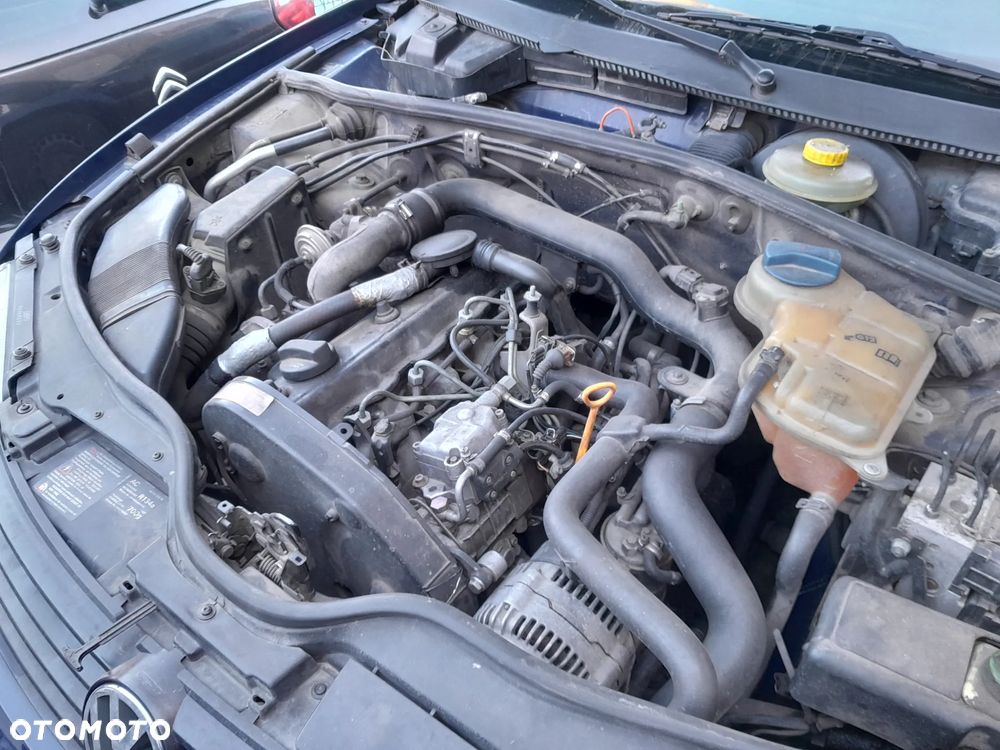 Silnik kompletny pompa wtryski VW Passat b5 96-00r. 1.9 TDI 90KM AHU - 3