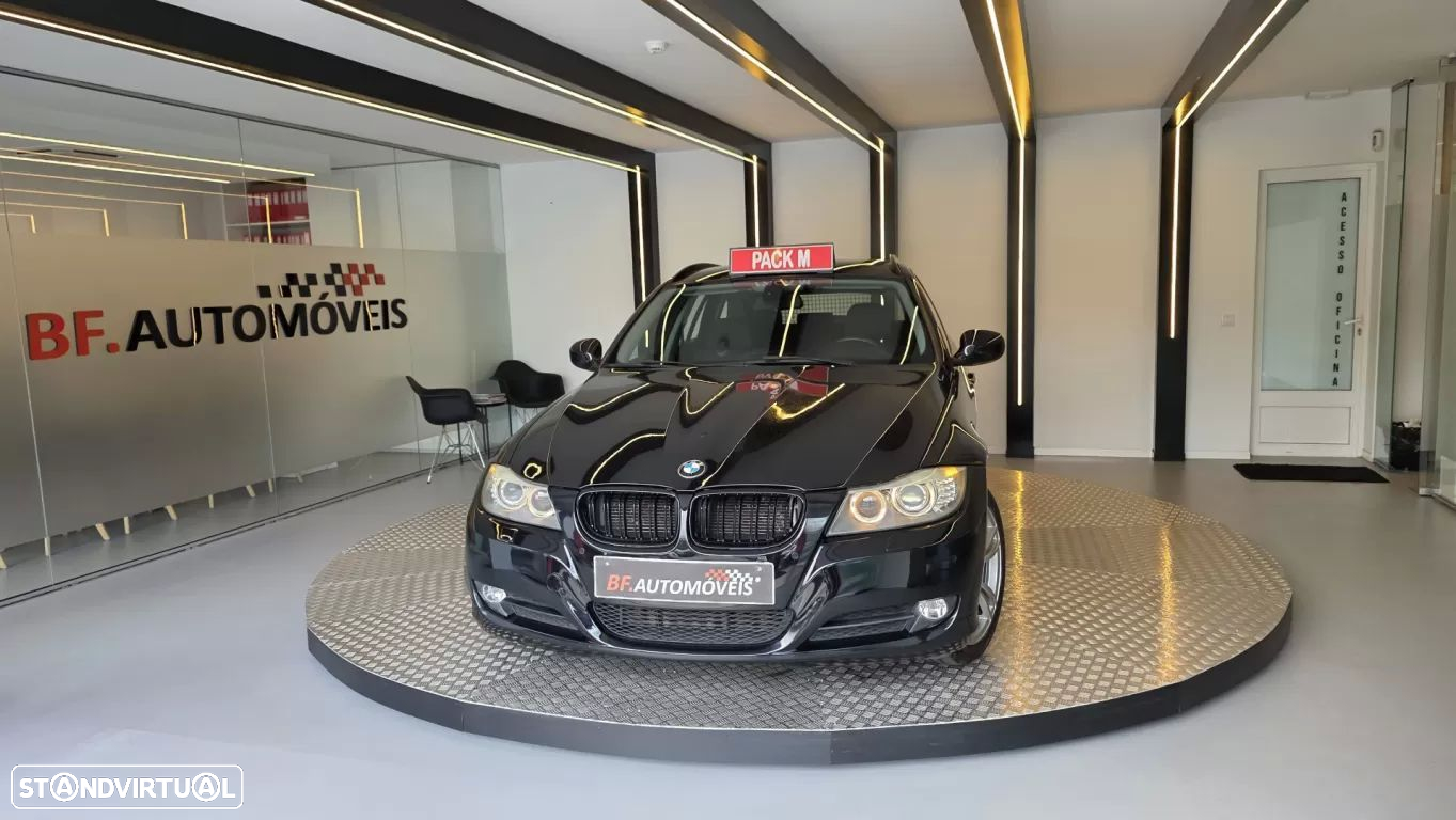 BMW 318 d Touring Navigation Sport - 10