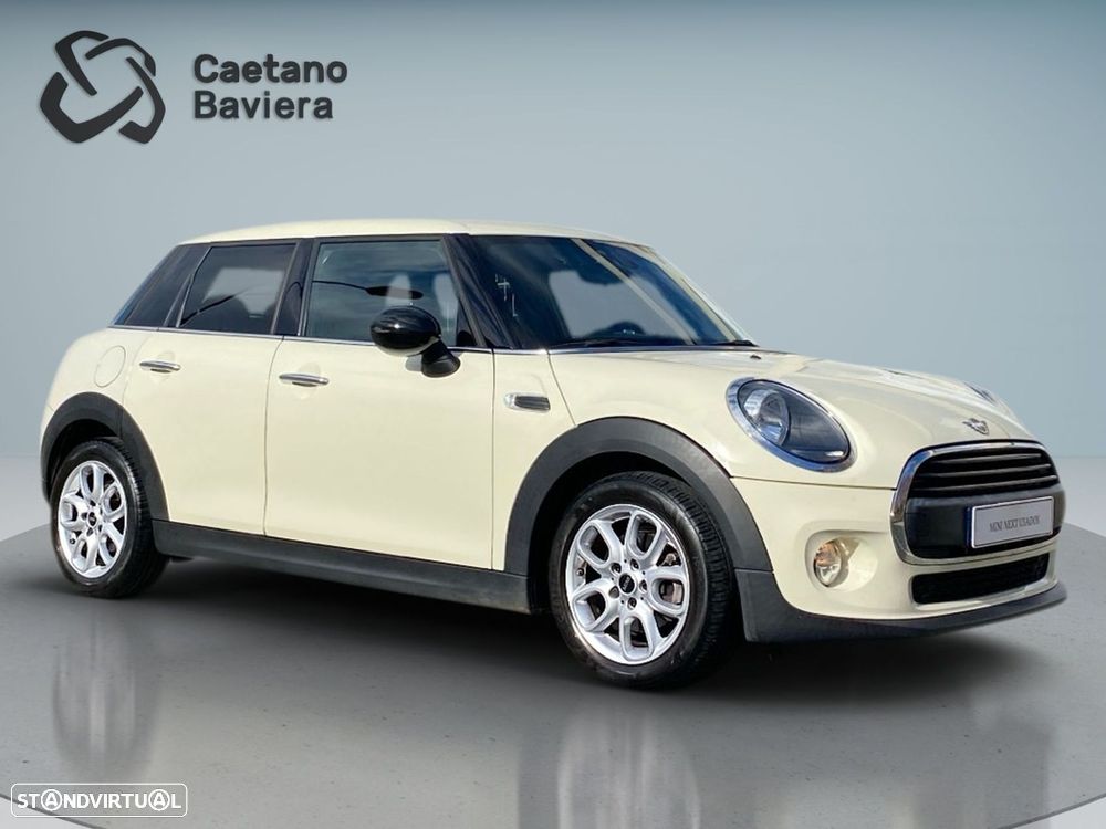 MINI 5 Portas Cooper D - 18