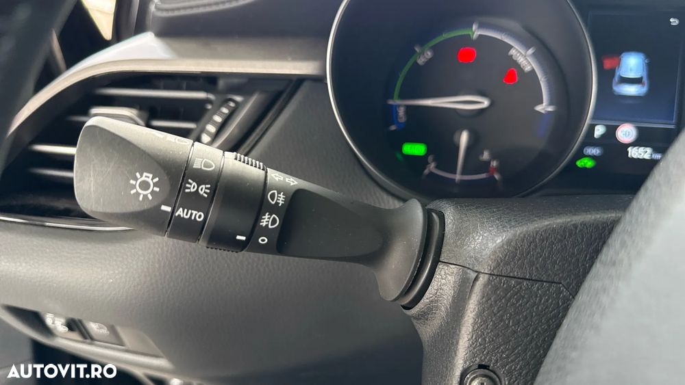 Toyota C-HR 1.8 HSD 122 CP 4x2 CVT Core - 23