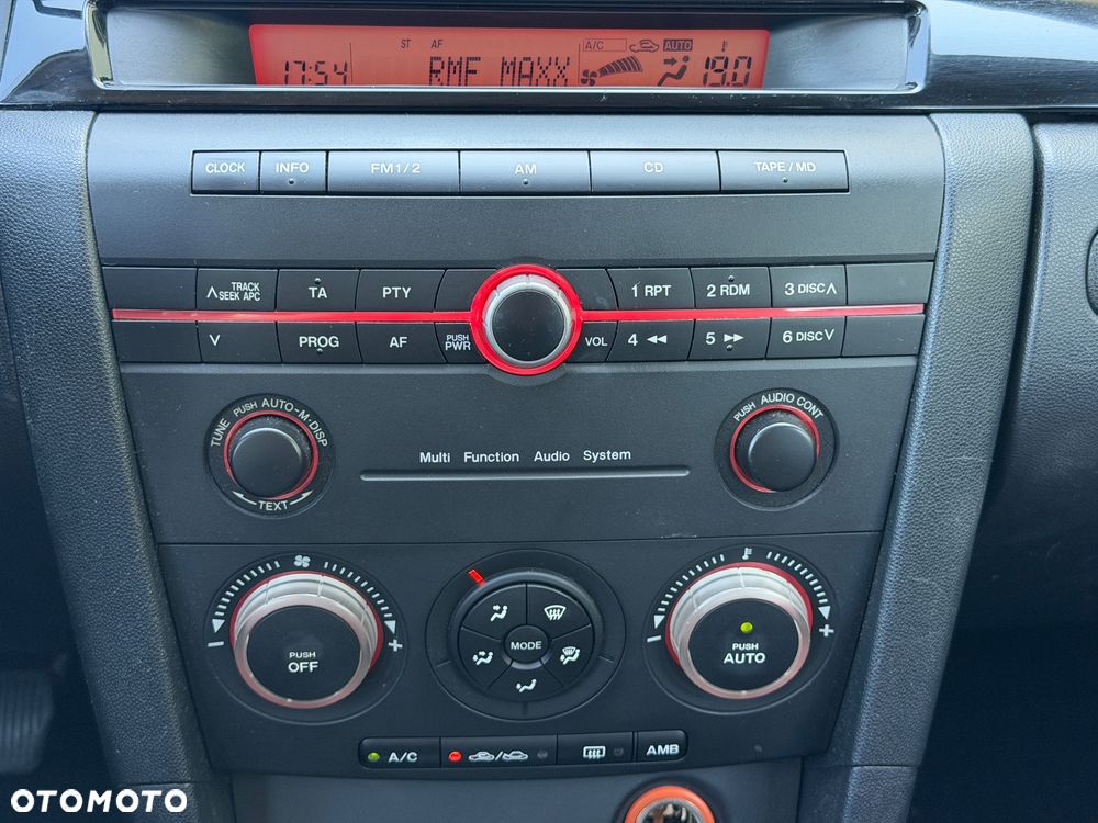 Mazda 3 1.6 Sport Active - 21