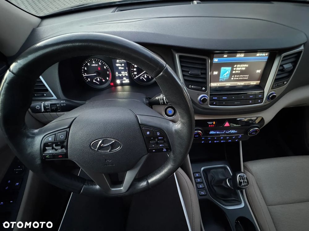 Hyundai Tucson 1.6 GDI BlueDrive Comfort 2WD - 10