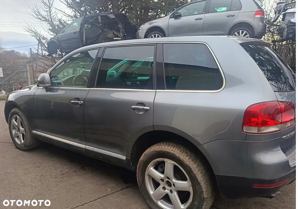TOUAREG 7L DRZWI PRZÓD LEWE LD7Z - 1