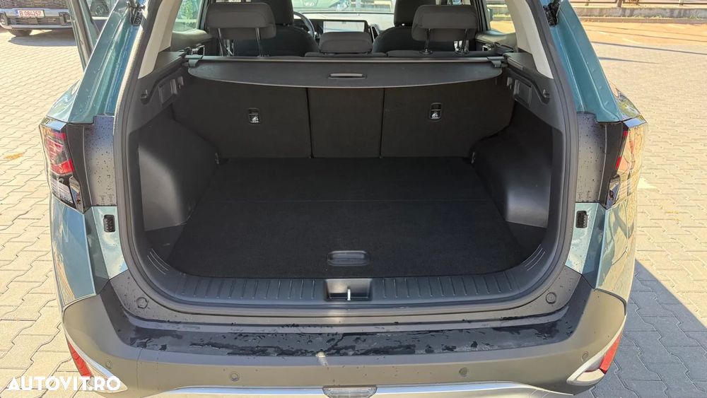 Kia Sportage 1.6 T-GDI 6MT HP 4x2 MHEV Urban - 27