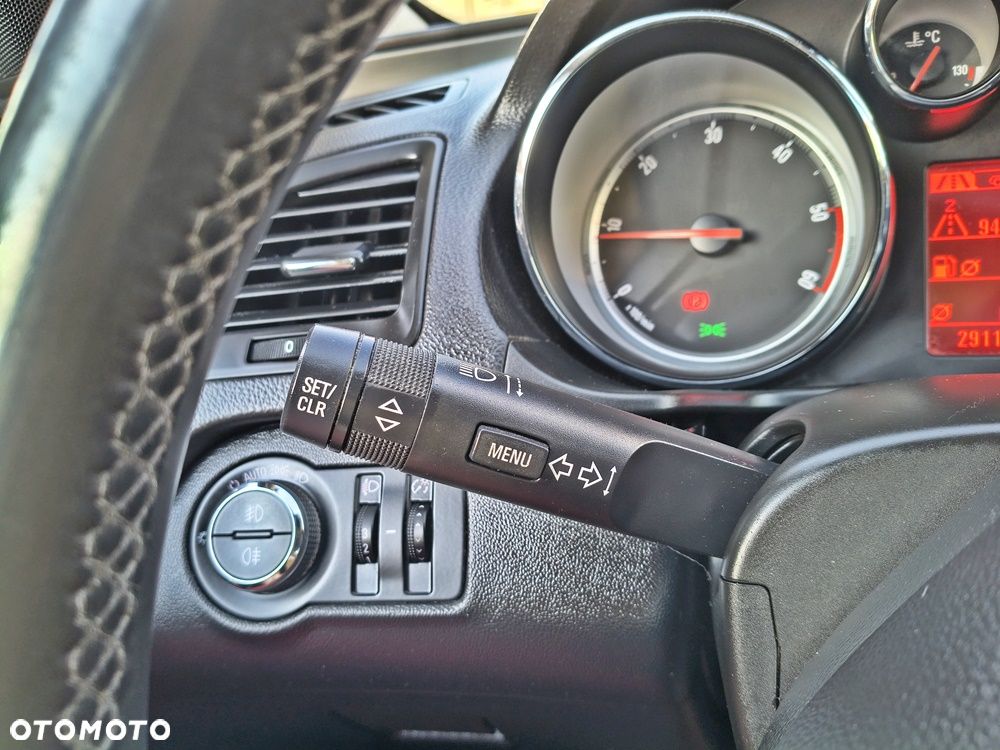 Opel Insignia 2.0 CDTI - 38