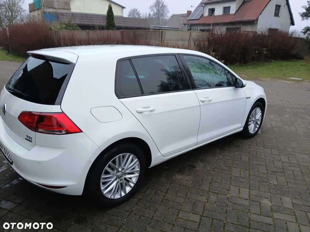 Volkswagen Golf 1.2 TSI BlueMotion Technology Cup - 25