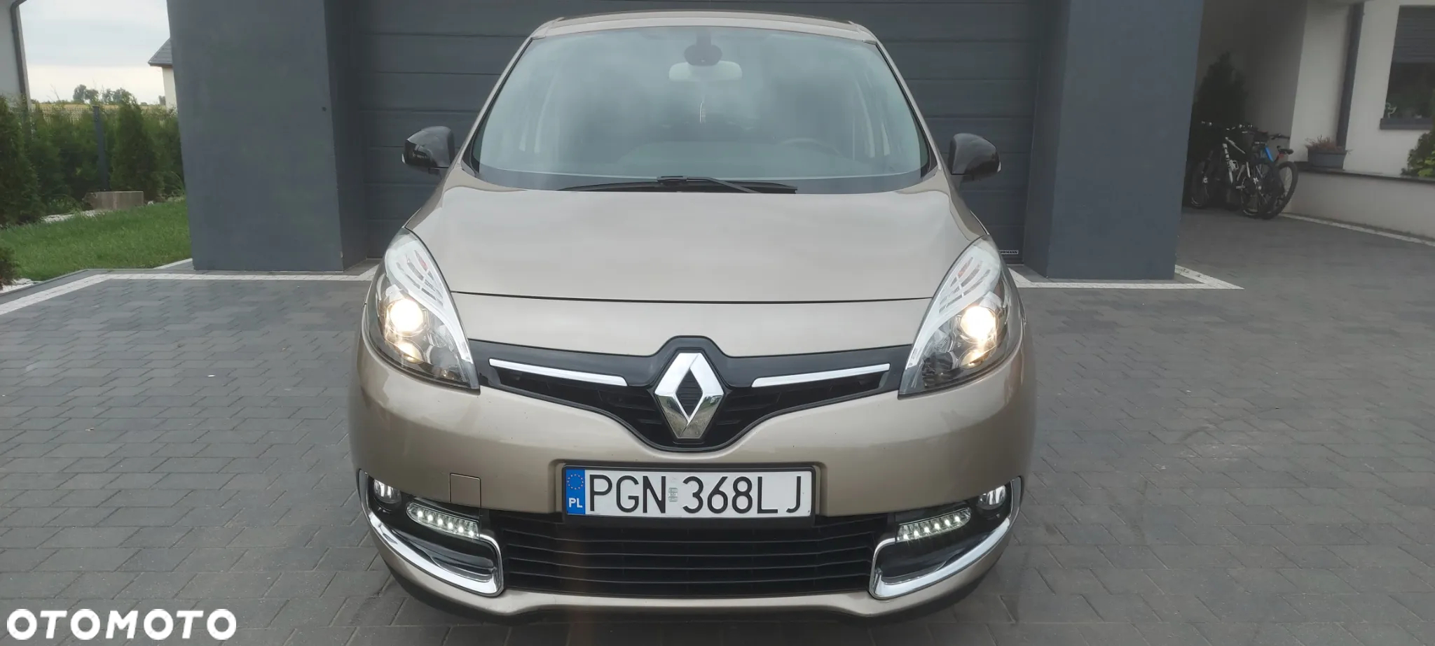 Renault Scenic 1.6 dCi Bose - 3