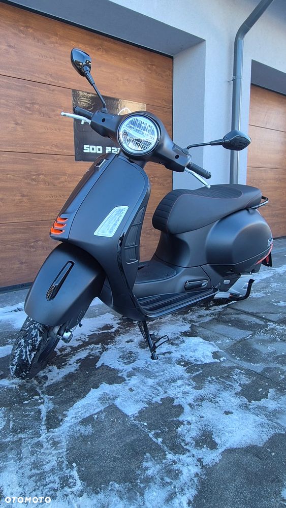 Vespa GTS - 2
