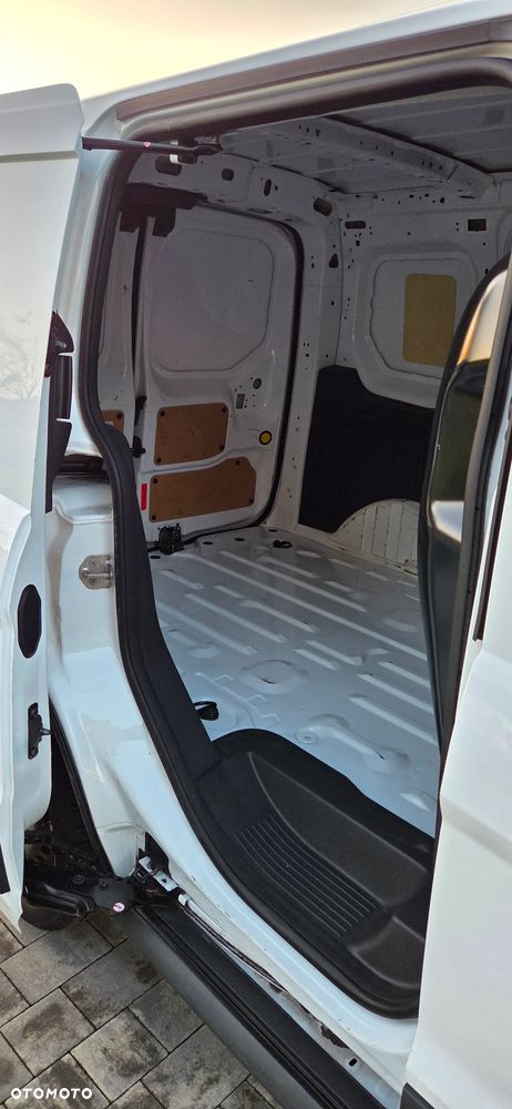 Ford Transit connect - 16