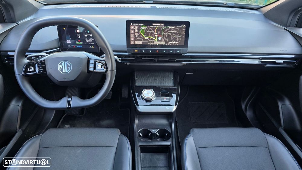 MG MG4 64 kWh Luxury - 10