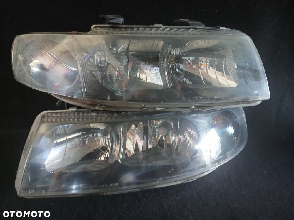 Seat Cordoba Lampa przednia lewa, prawa - 1