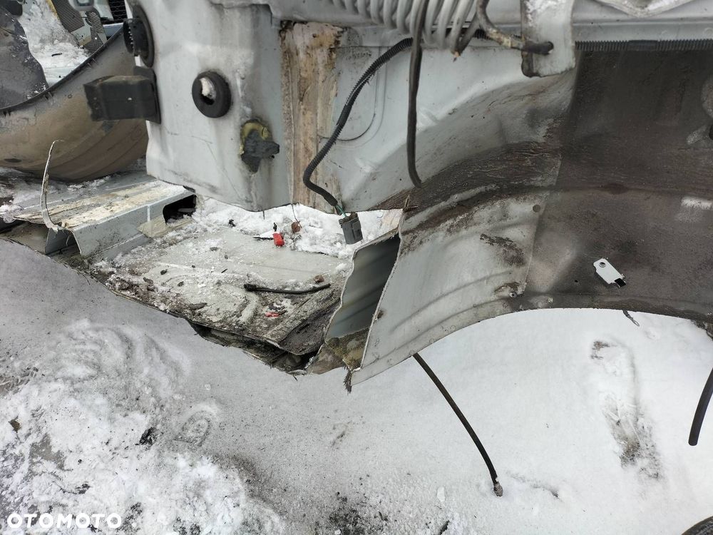 ĆWIARTKA PODŁUŻNICA PRAWY PRZÓD VOLVO C70 I 426-26 - 5