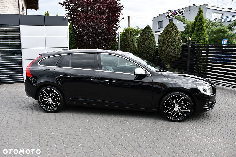 Volvo V60 D4 Geartronic RDesign - 29