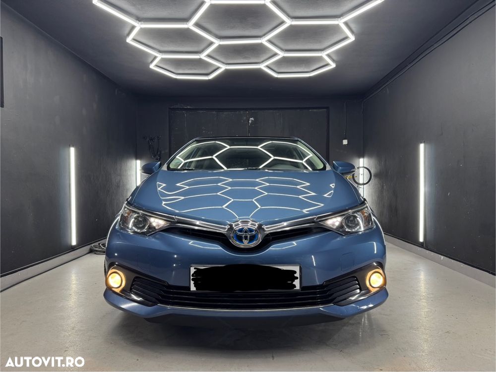 Toyota Auris - 15