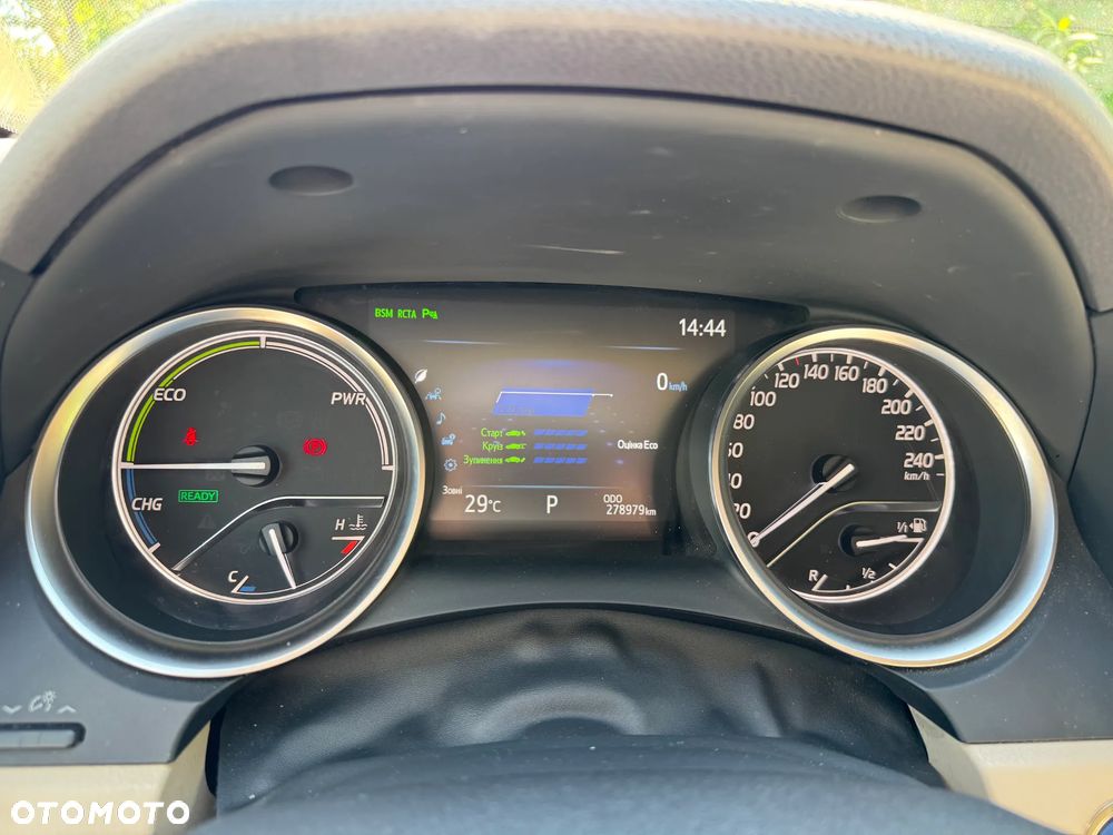 Toyota Camry 2.5 Hybrid Executive CVT - 18