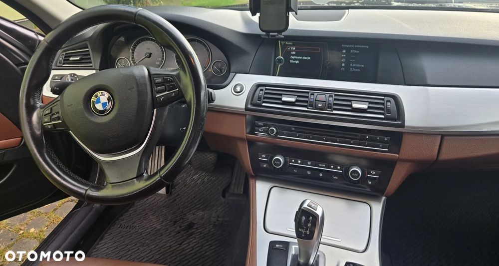 BMW Seria 5 520d Touring - 19