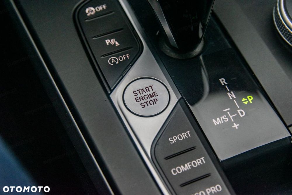 BMW Seria 1 118i Advantage - 25